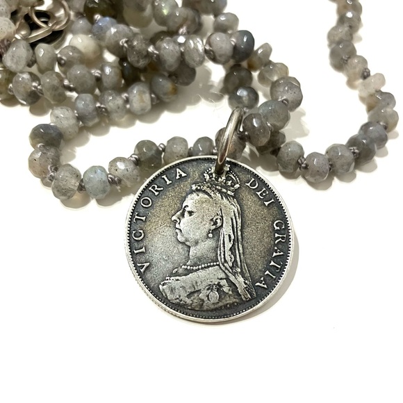 Shereen De Rousseau Necklace - Picture 5 of 10